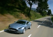 Aston Martin Vantage V8